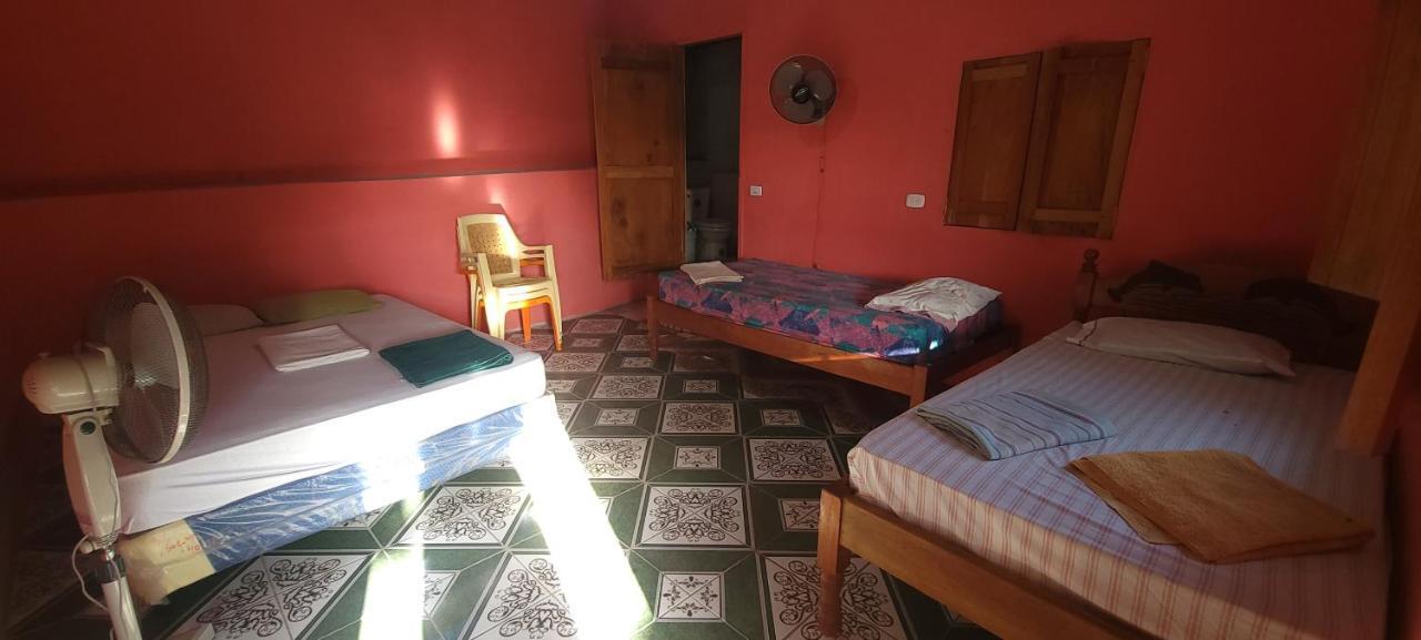 Hostal Maria Rivas Exterior foto